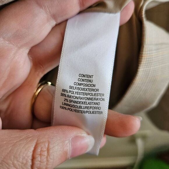 Wayf Plaid Blazer - Picture 5 of 8